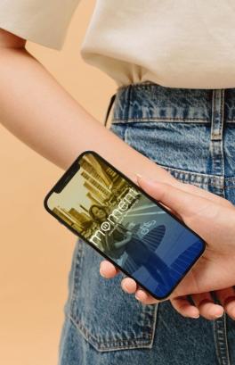 Moment project app on the phone